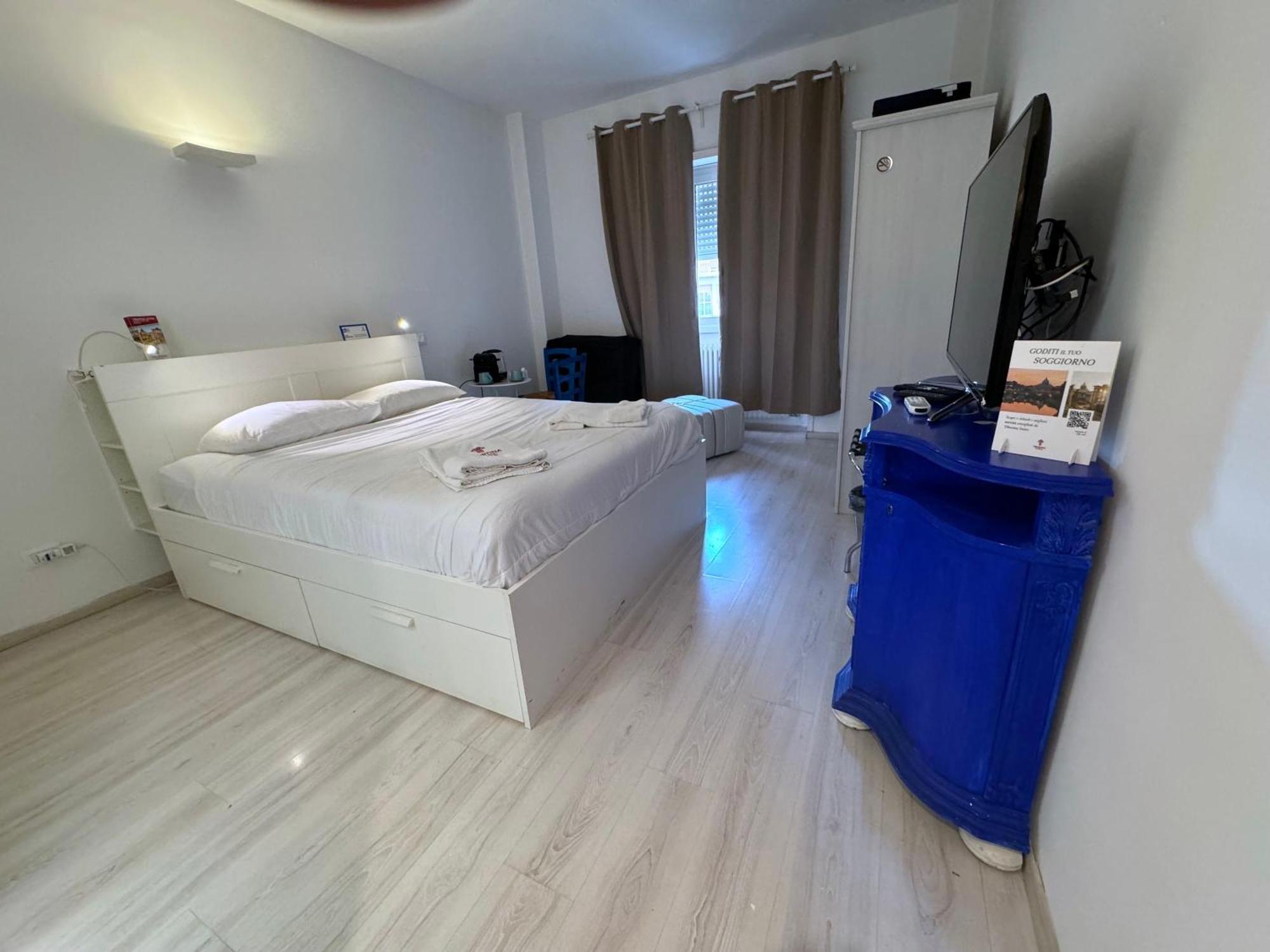 Tiburtina Suites, Roma Екстериор снимка