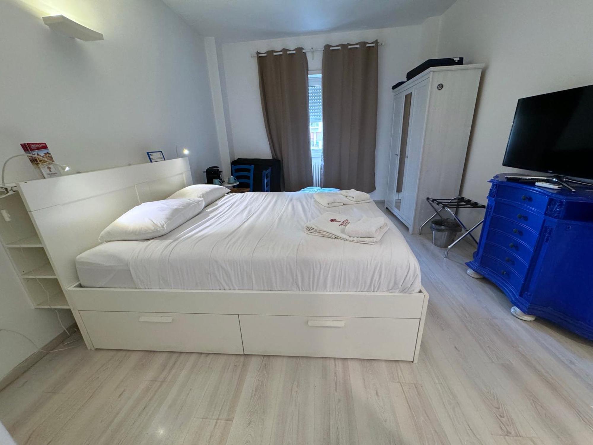Tiburtina Suites, Roma Екстериор снимка