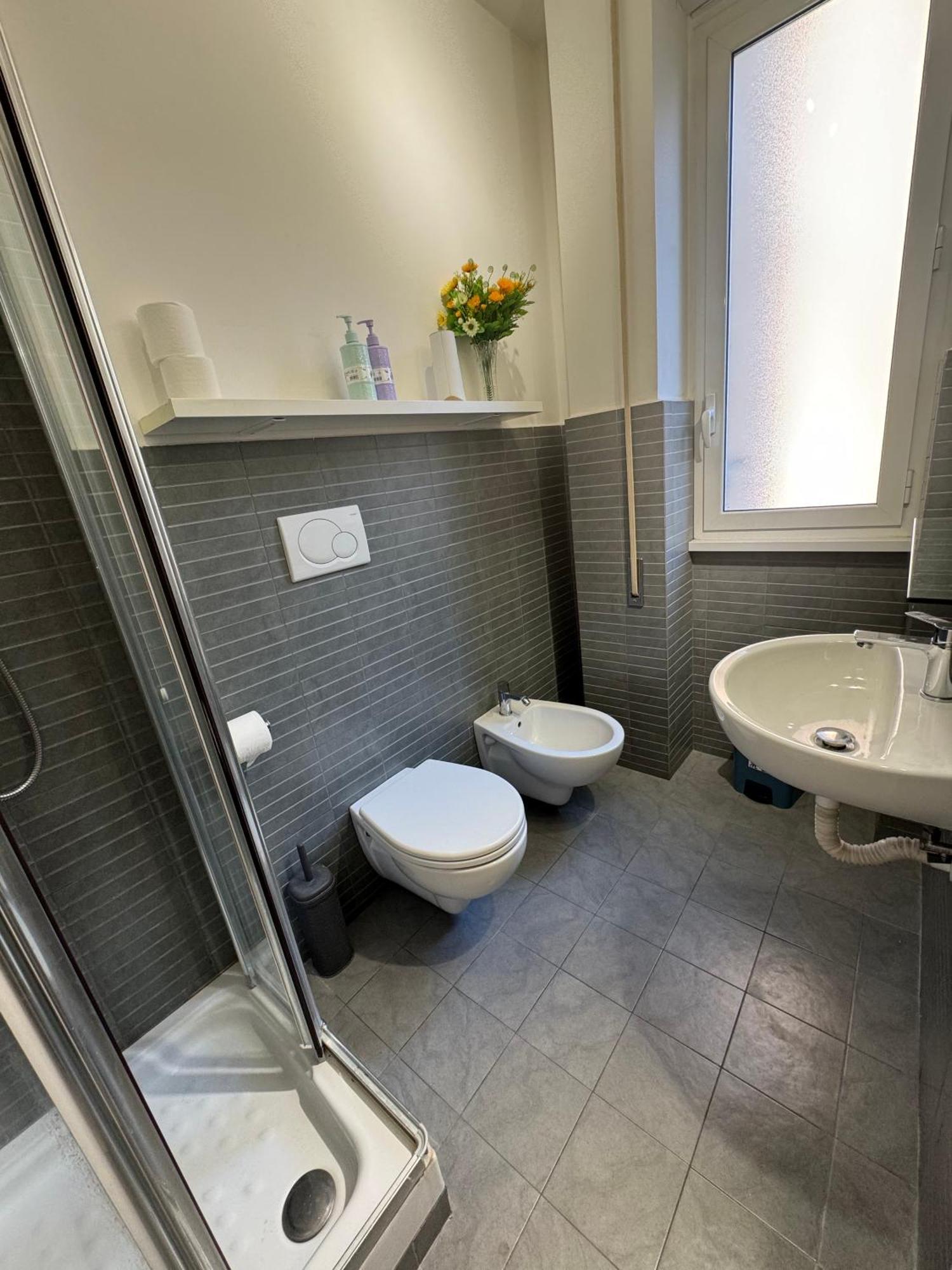 Tiburtina Suites, Roma Екстериор снимка