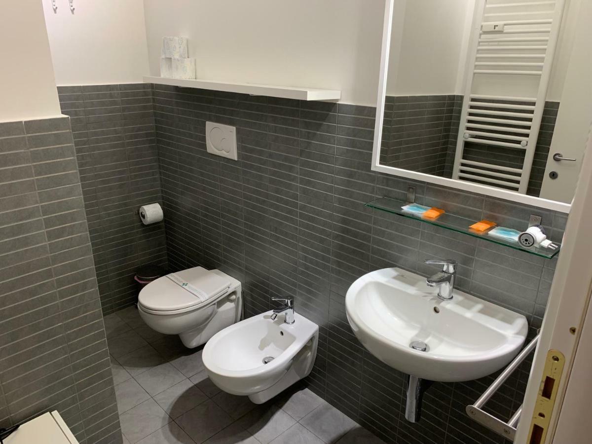 Tiburtina Suites, Roma Екстериор снимка